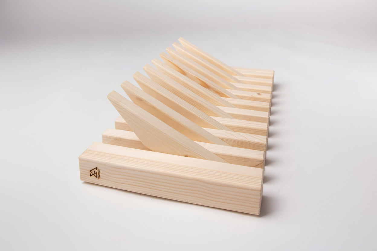 Hanger Lemnart-R – Handcrafted Natural Wooden Wall Rack