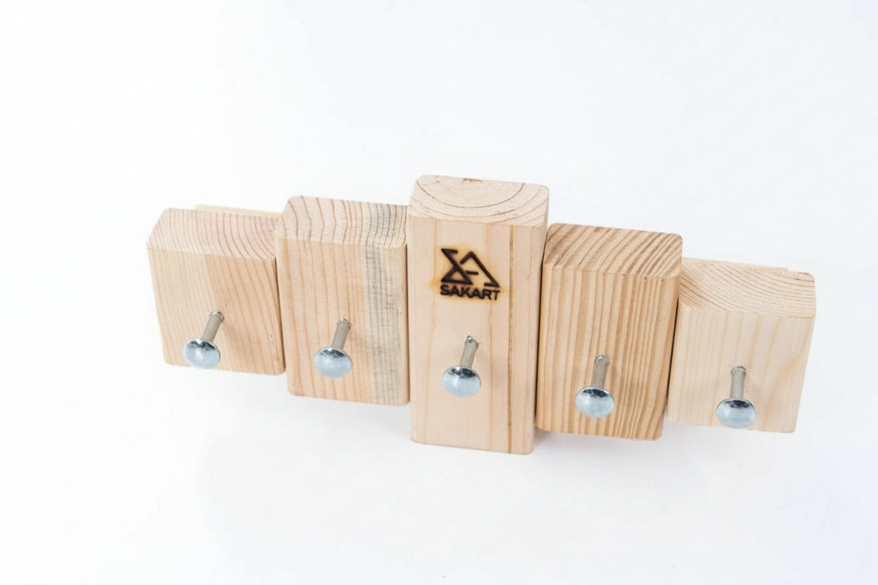 Key Holder Lemnart K – Handcrafted Natural Wooden Wall Key Rack