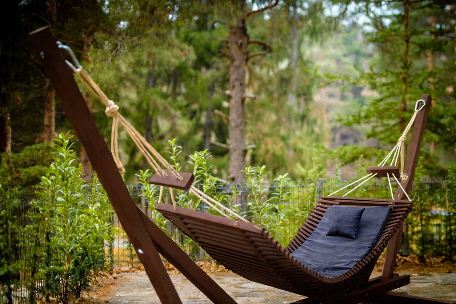 SAKART Wooden Hammock with or without Stand - Outdoor Garden Hammock