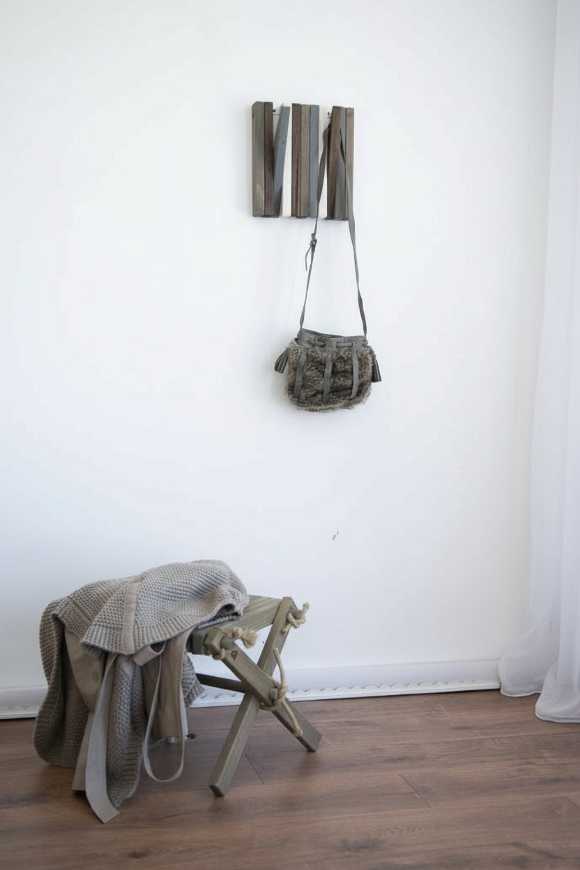 Hanger Lemnart-R1 Mini – Handcrafted Multicolour Wooden Wall Rack